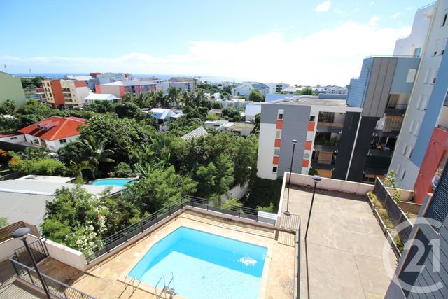 Appartement F1 à vendre STE CLOTILDE