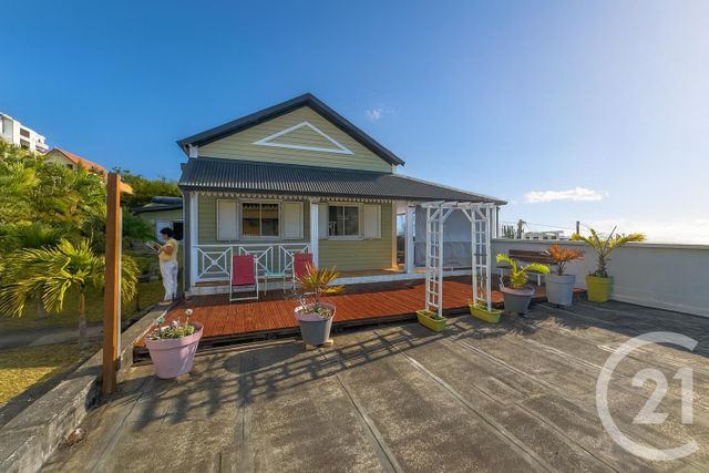 Maison à vendre - 4 pièces - 145 m2 - St Denis - 974 - REUNION