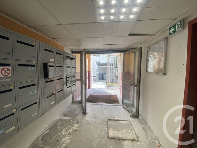 Appartement F1 &agrave; vendre - 1 pi&egrave;ce - 31,95 m2 - St Denis - 974 - REUNION
