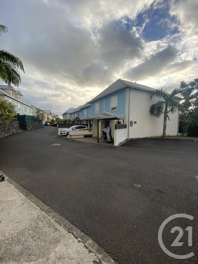 Appartement F4 à vendre - 3 pièces - 78 m2 - St Denis - 974 - REUNION