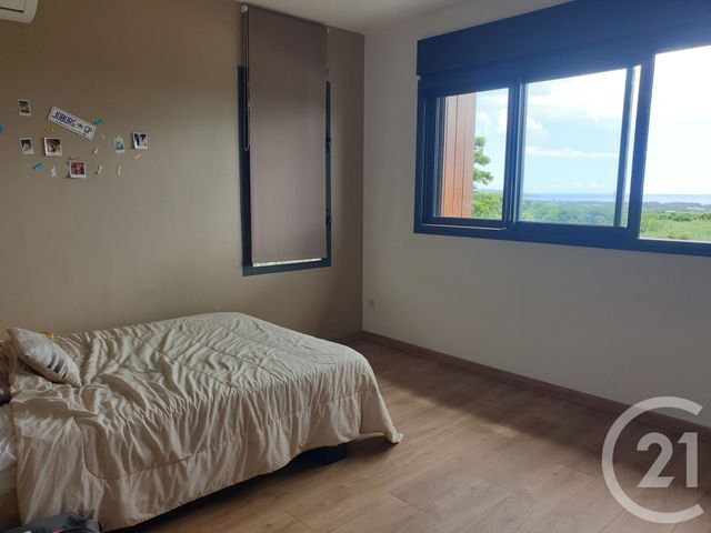 Maison à vendre - 5 pièces - 120,87 m2 - St Paul - 974 - REUNION
