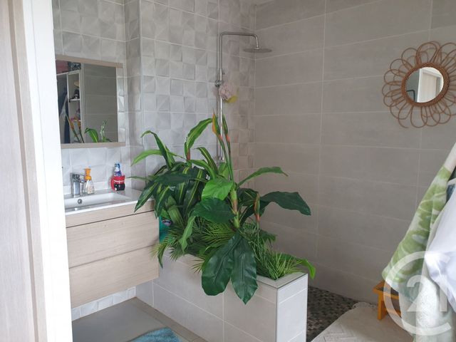 Maison à vendre - 5 pièces - 120,87 m2 - St Paul - 974 - REUNION