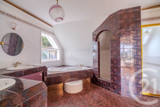 Maison à vendre - 15 pièces - 478,41 m2 - St Denis - 974 - REUNION