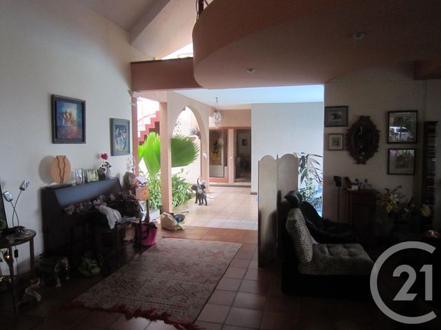 Maison à vendre - 15 pièces - 478,41 m2 - St Denis - 974 - REUNION