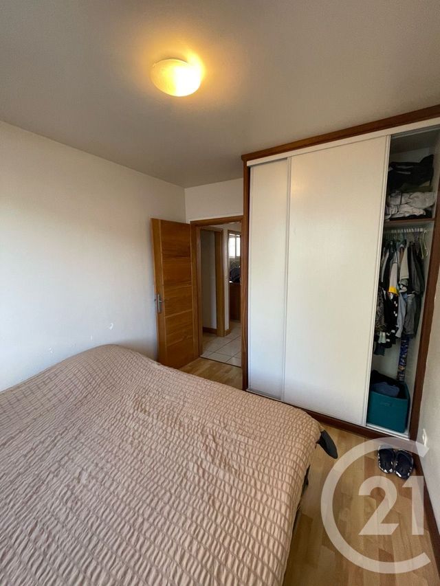 Appartement F4 à vendre - 4 pièces - 76,99 m2 - St Denis - 974 - REUNION