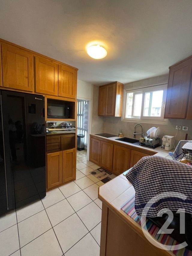 Appartement F4 à vendre - 4 pièces - 76,99 m2 - St Denis - 974 - REUNION