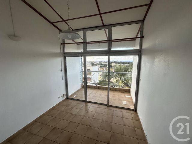 Immeuble à vendre - 560 m2 - St Denis - 974 - REUNION