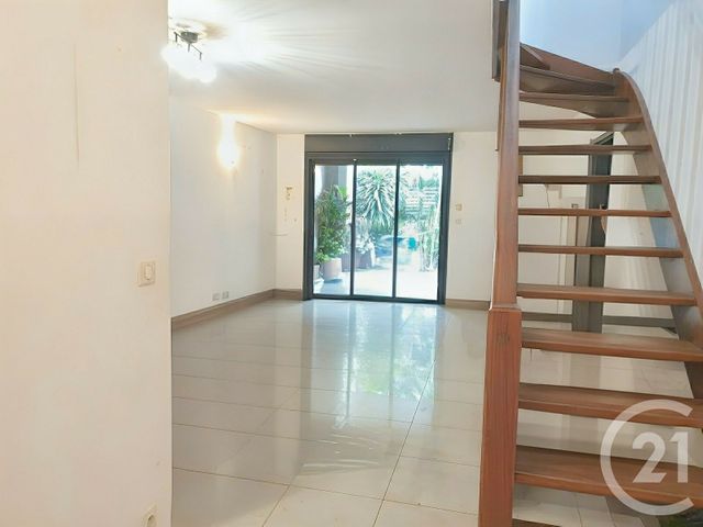 Appartement Duplex à vendre - 4 pièces - 85,49 m2 - St Paul - 974 - REUNION
