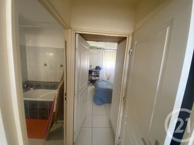 Appartement F3 à vendre - 3 pièces - 53,50 m2 - St Paul - 974 - REUNION