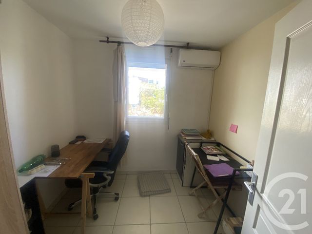 Appartement F3 à vendre - 3 pièces - 53,50 m2 - St Paul - 974 - REUNION