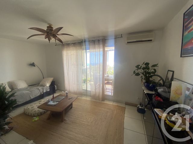 Appartement F3 à vendre - 3 pièces - 53,50 m2 - St Paul - 974 - REUNION