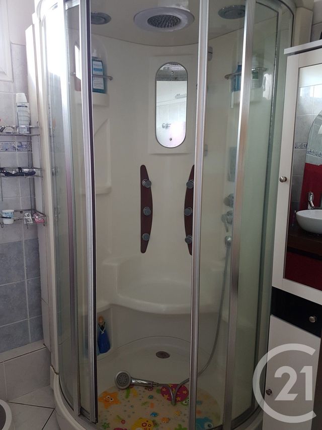 Appartement F4 à vendre - 4 pièces - 70,19 m2 - St Denis - 974 - REUNION