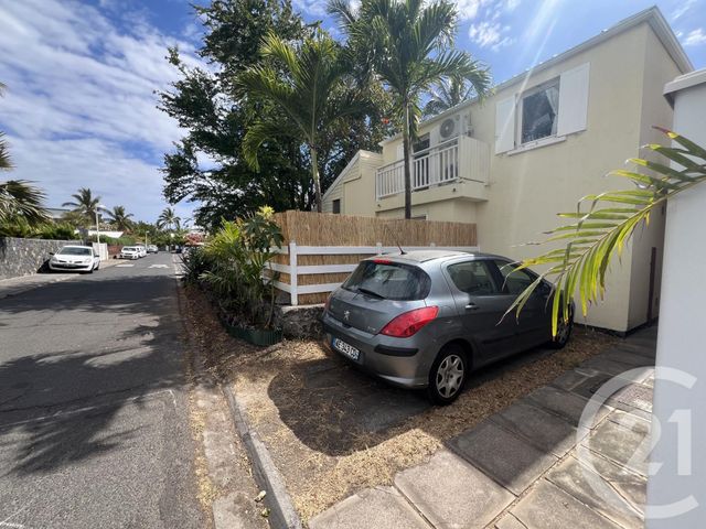 Maison à vendre - 4 pièces - 90 m2 - St Paul - 974 - REUNION