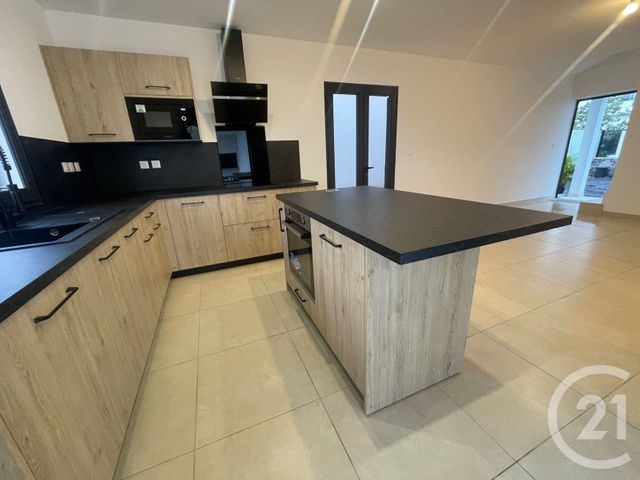 Maison à vendre - 4 pièces - 87,39 m2 - Ste Marie - 974 - REUNION