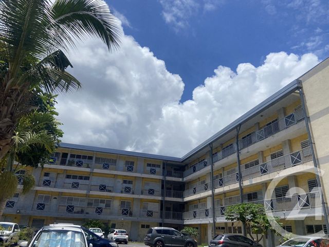 Appartement F3 à vendre ST DENIS