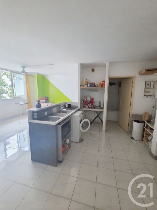 Appartement F1 à vendre - 1 pièce - 32 m2 - St Denis - 974 - REUNION