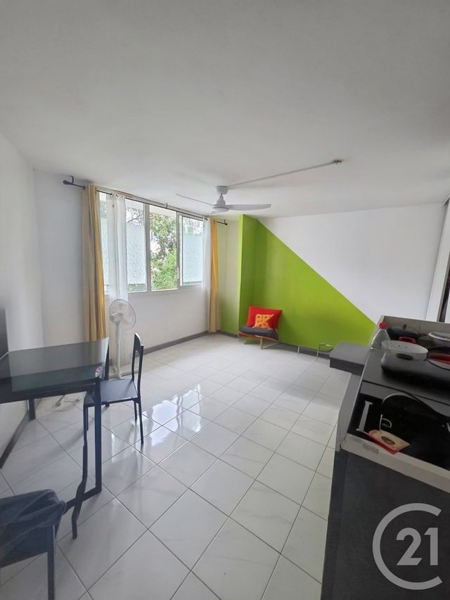 Appartement F1 à vendre - 1 pièce - 32 m2 - St Denis - 974 - REUNION