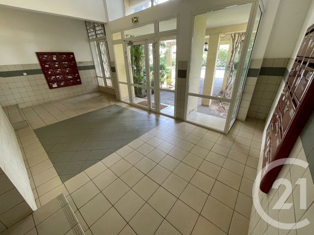 Appartement F3 bis à vendre - 3 pièces - 81,71 m2 - St Denis - 974 - REUNION