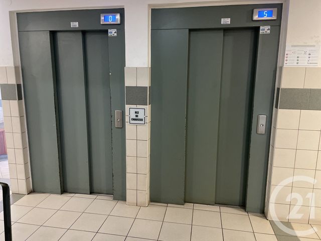 Appartement F3 bis à vendre - 3 pièces - 81,71 m2 - St Denis - 974 - REUNION