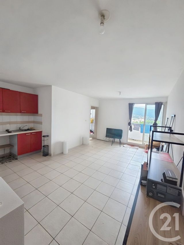 Appartement F2 &agrave; vendre - 2 pi&egrave;ces - 43,43 m2 - St Denis - 974 - REUNION