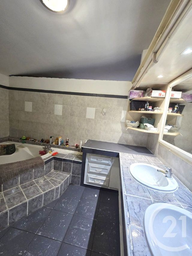 Maison &agrave; vendre - 6 pi&egrave;ces - 125 m2 - St Denis - 974 - REUNION