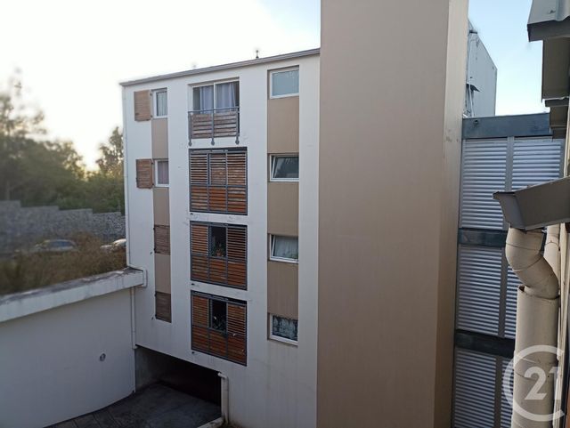 Appartement F3 &agrave; vendre - 3 pi&egrave;ces - 54,64 m2 - St Denis - 974 - REUNION