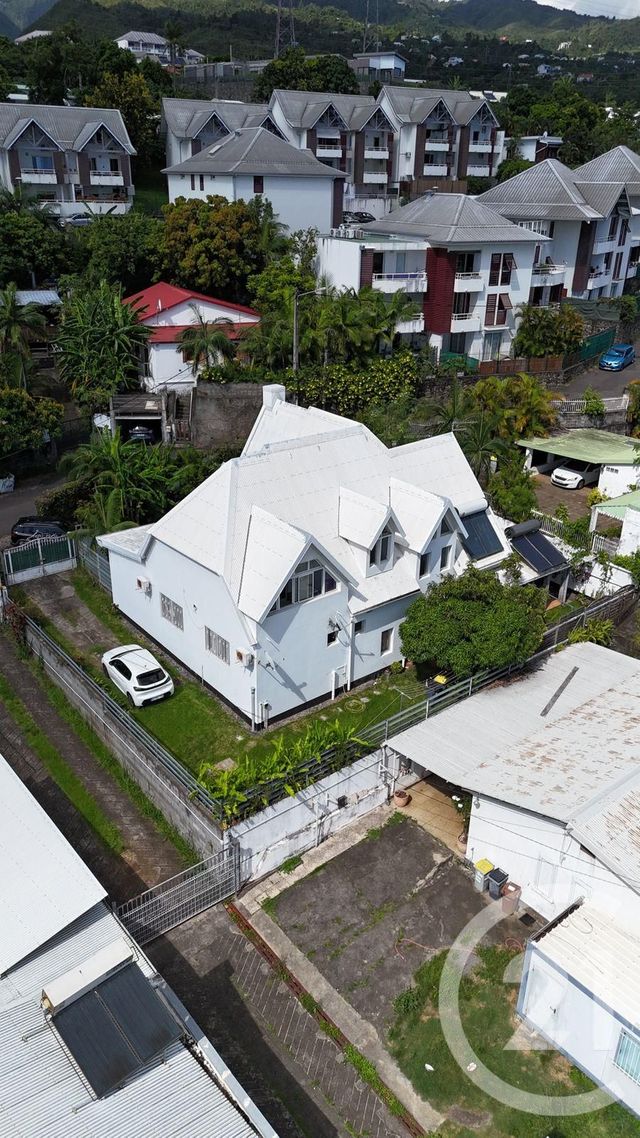 Maison &agrave; vendre - 11 pi&egrave;ces - 184,99 m2 - St Denis - 974 - REUNION