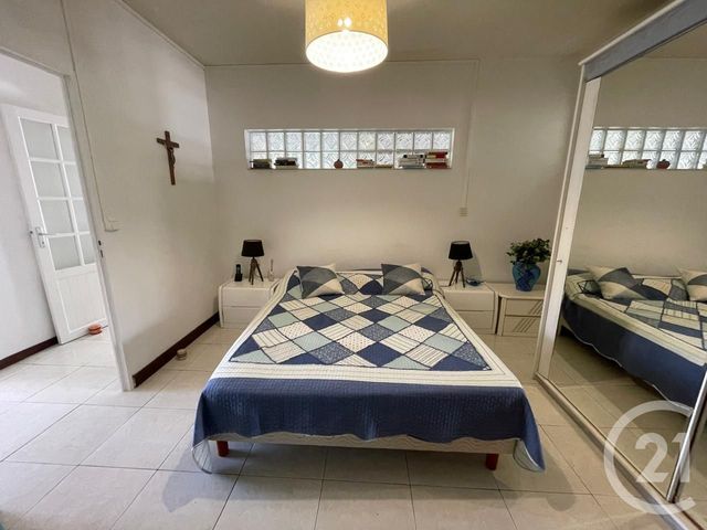 Maison &agrave; vendre - 11 pi&egrave;ces - 184,99 m2 - St Denis - 974 - REUNION