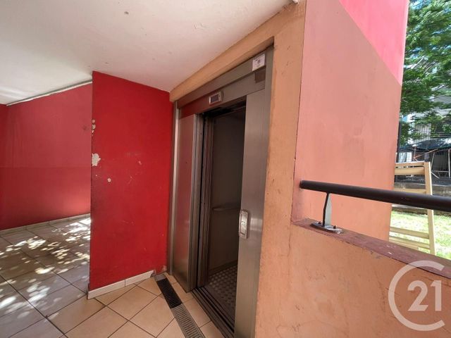 Appartement T2 &agrave; vendre - 2 pi&egrave;ces - 39,48 m2 - St Denis - 974 - REUNION
