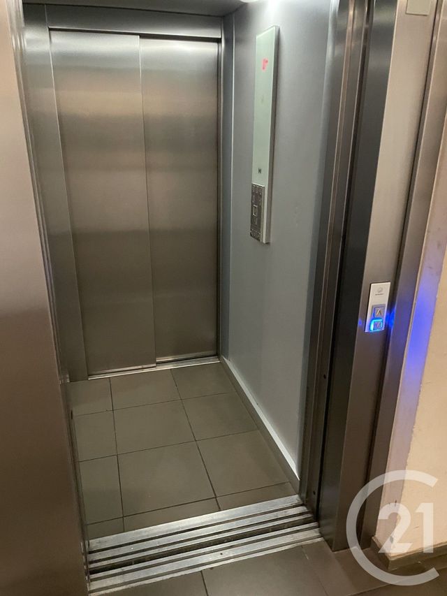 Appartement F2 &agrave; vendre - 2 pi&egrave;ces - 41,35 m2 - St Denis - 974 - REUNION