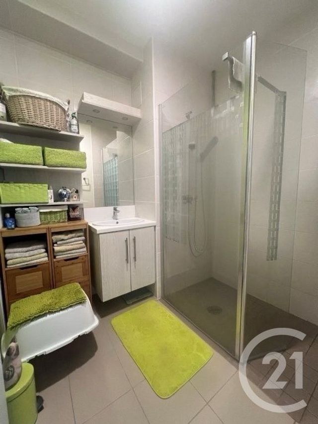 Appartement F3 &agrave; vendre - 3 pi&egrave;ces - 70,60 m2 - La Possession - 974 - REUNION