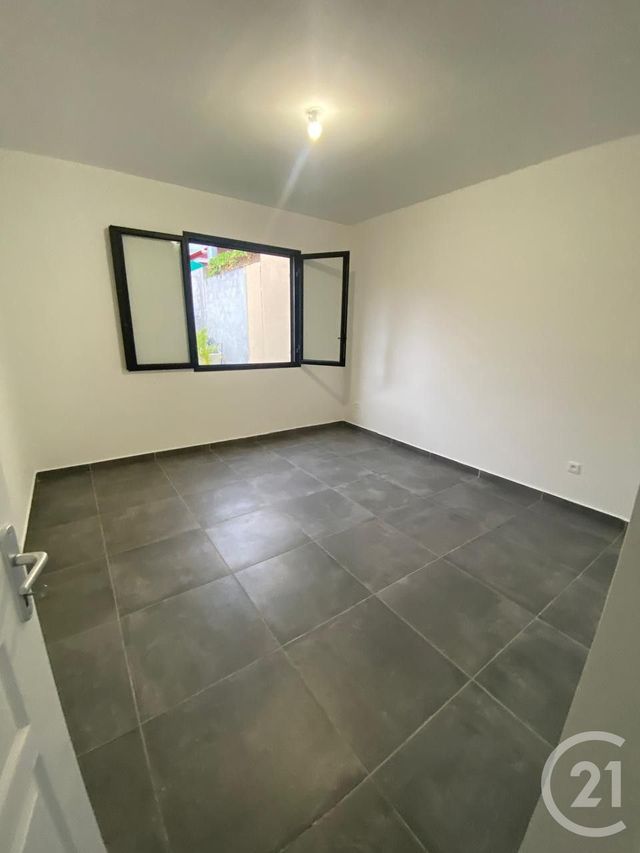 Maison &agrave; vendre - 4 pi&egrave;ces - 122 m2 - St Denis - 974 - REUNION