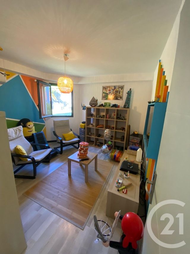 Maison &agrave; vendre - 7 pi&egrave;ces - 252 m2 - St Denis - 974 - REUNION