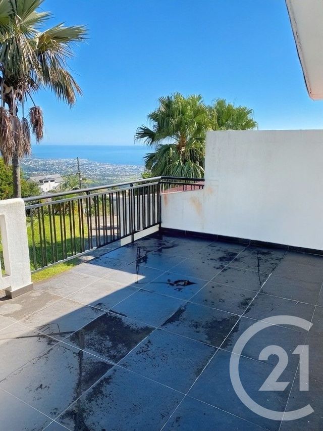 Maison &agrave; vendre - 18 pi&egrave;ces - 424,85 m2 - Ste Marie - 974 - REUNION