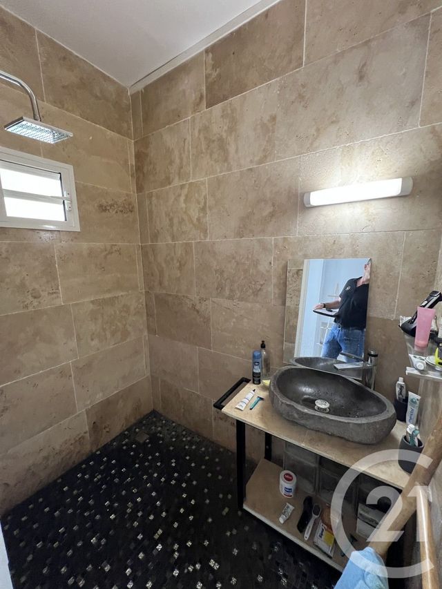 Maison &agrave; vendre - 18 pi&egrave;ces - 424,85 m2 - Ste Marie - 974 - REUNION
