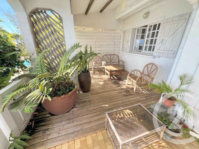 Maison &agrave; vendre - 18 pi&egrave;ces - 424,85 m2 - Ste Marie - 974 - REUNION