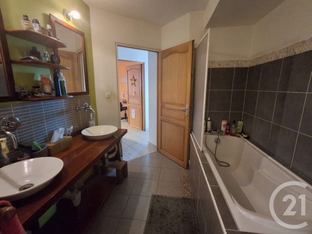 Maison &agrave; vendre - 7 pi&egrave;ces - 162,03 m2 - St Paul - 974 - REUNION