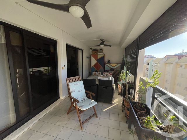 Appartement F2 à vendre ST DENIS