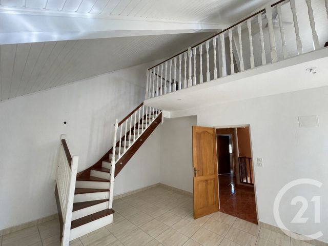 Maison &agrave; vendre - 8 pi&egrave;ces - 352,01 m2 - St Denis - 974 - REUNION
