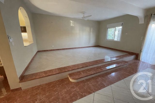 Maison &agrave; vendre - 8 pi&egrave;ces - 352,01 m2 - St Denis - 974 - REUNION
