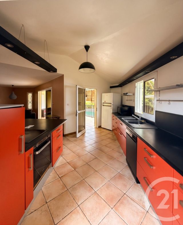 Maison &agrave; vendre - 7 pi&egrave;ces - 188 m2 - St Denis - 974 - REUNION