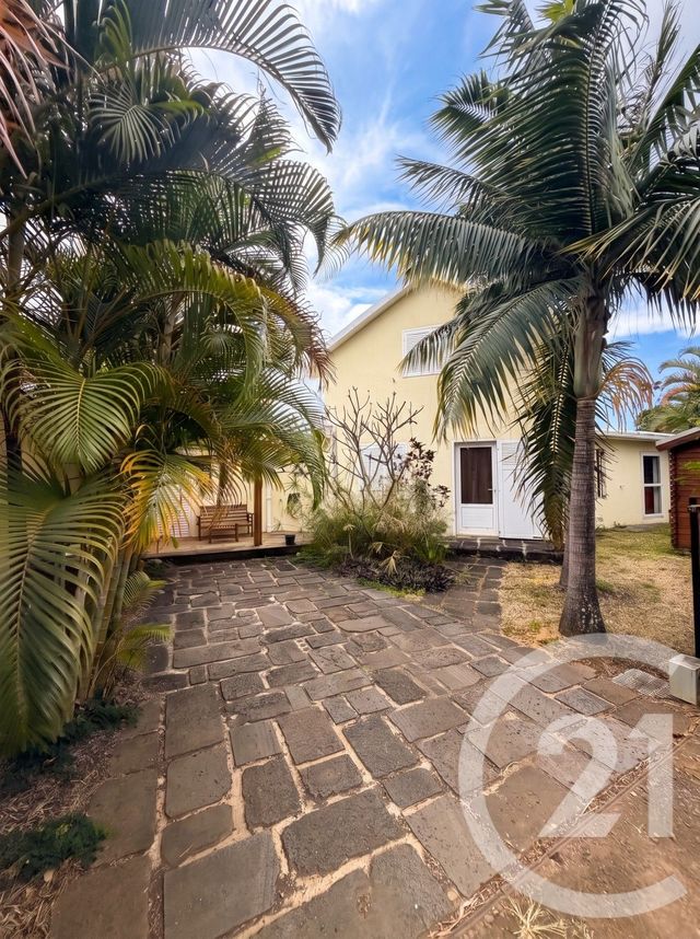 Maison &agrave; vendre - 7 pi&egrave;ces - 188 m2 - St Denis - 974 - REUNION