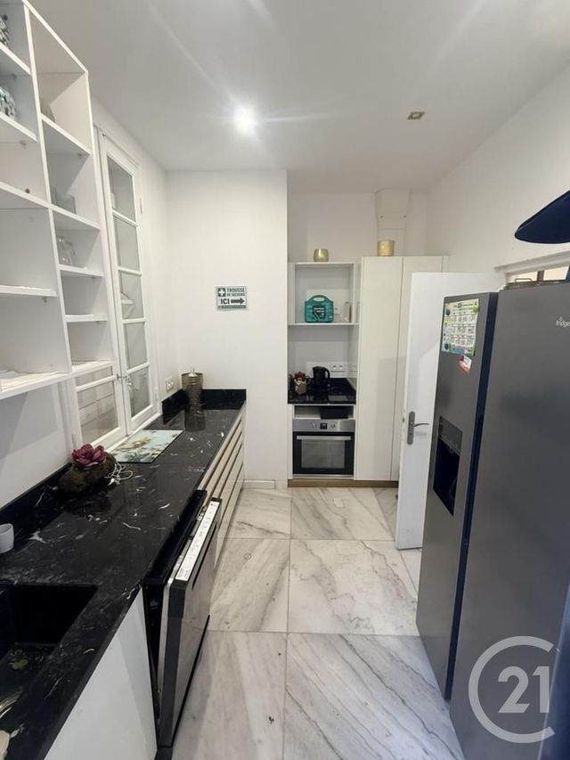 Maison &agrave; vendre - 15 pi&egrave;ces - 264 m2 - St Denis - 974 - REUNION