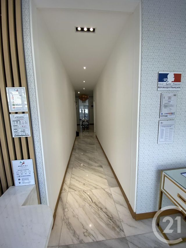 Maison &agrave; vendre - 15 pi&egrave;ces - 264 m2 - St Denis - 974 - REUNION