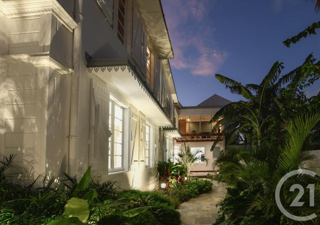 Maison &agrave; vendre - 15 pi&egrave;ces - 264 m2 - St Denis - 974 - REUNION