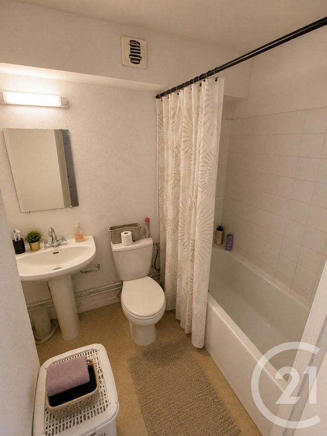 Appartement F1 bis &agrave; vendre - 2 pi&egrave;ces - 29 m2 - St Denis - 974 - REUNION