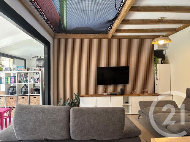 Maison &agrave; vendre - 7 pi&egrave;ces - 192 m2 - La Possession - 974 - REUNION