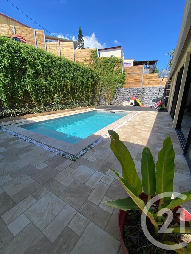Maison &agrave; vendre - 7 pi&egrave;ces - 192 m2 - La Possession - 974 - REUNION