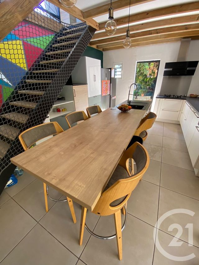 Maison &agrave; vendre - 7 pi&egrave;ces - 192 m2 - La Possession - 974 - REUNION