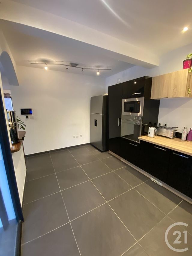Maison &agrave; vendre - 5 pi&egrave;ces - 111 m2 - Ste Suzanne - 974 - REUNION